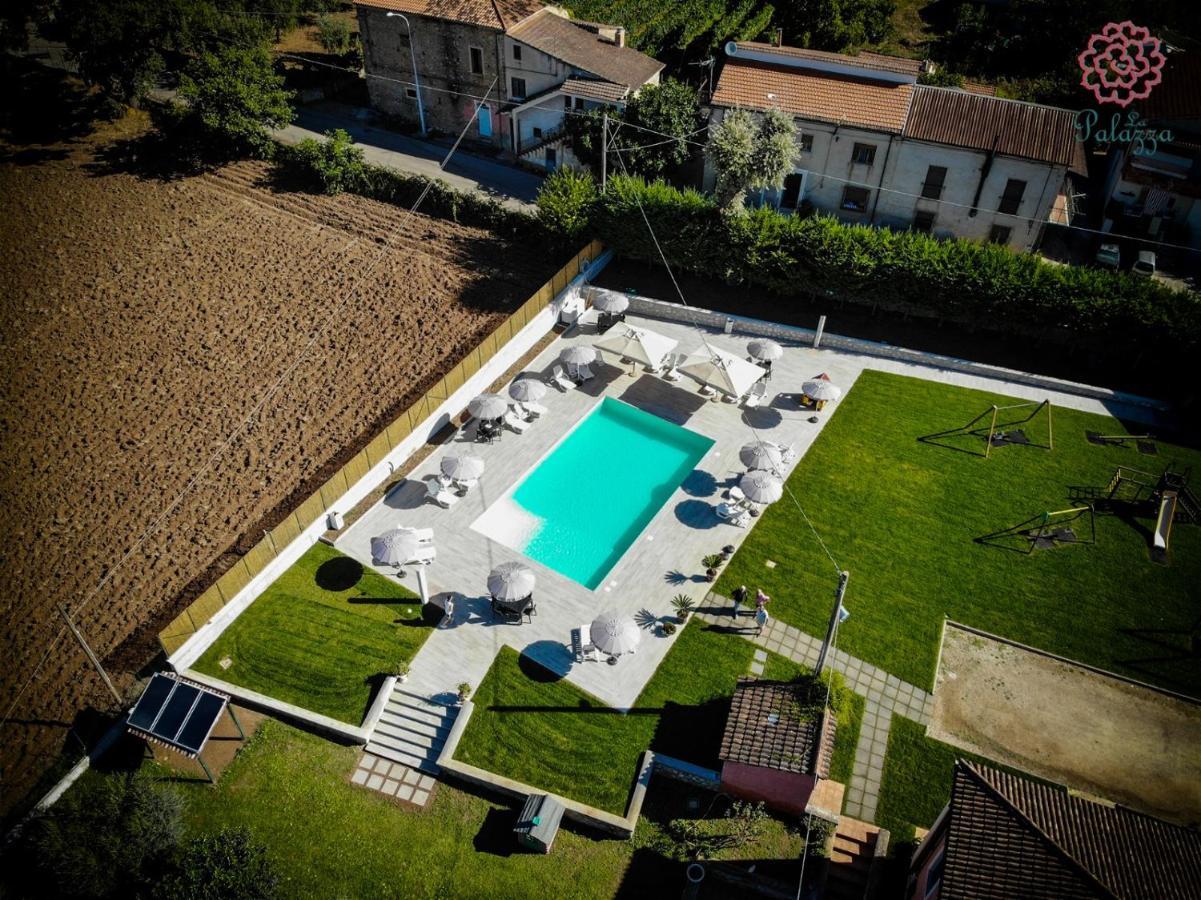 סאלה קונסיליניה Agriturismo La Palazza מראה חיצוני תמונה