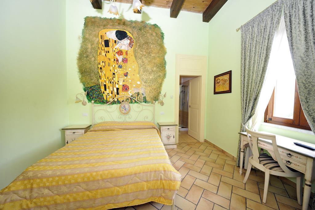סאלה קונסיליניה Agriturismo La Palazza מראה חיצוני תמונה