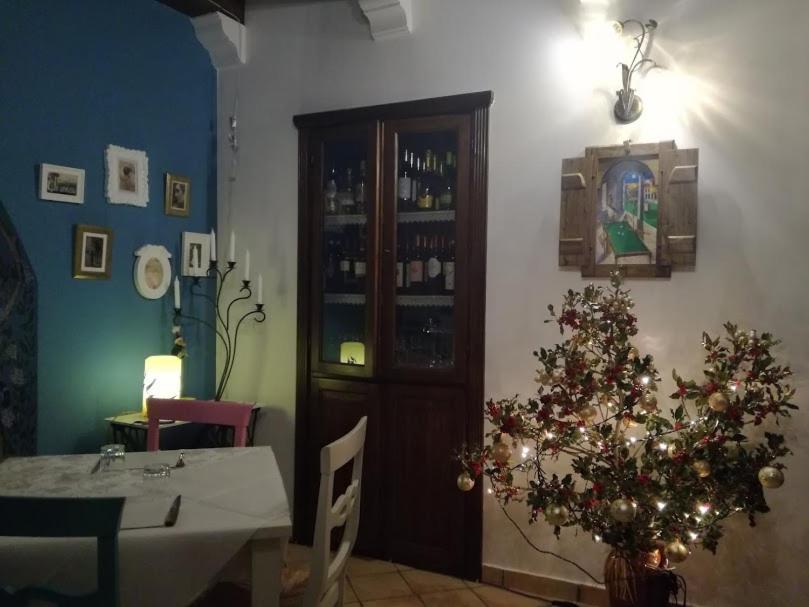 סאלה קונסיליניה Agriturismo La Palazza מראה חיצוני תמונה